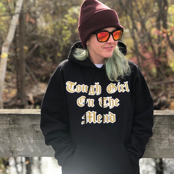 Meet your Posher, Krista - Picture 3 of 4